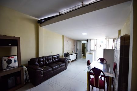 Casa de condomínio à venda com 324m², 3 quartos e sem vaga Casa de condomínio à venda com 324m², 3 quartos e sem vagaSala (2º Andar)