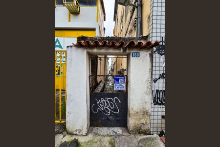 Casa de condomínio à venda com 324m², 3 quartos e sem vaga Casa de condomínio à venda com 324m², 3 quartos e sem vagaFachada e placa