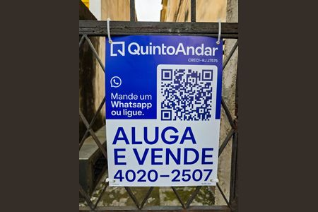 Casa de condomínio à venda com 324m², 3 quartos e sem vaga Casa de condomínio à venda com 324m², 3 quartos e sem vagaPlaca QuintoAndar