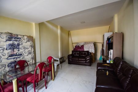 Casa de condomínio à venda com 324m², 3 quartos e sem vaga Casa de condomínio à venda com 324m², 3 quartos e sem vagaSala (2º Andar)