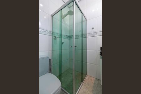 Apartamento à venda com 176m², 3 quartos e 1 vaga Apartamento à venda com 176m², 3 quartos e 1 vagaBanheiro social 2