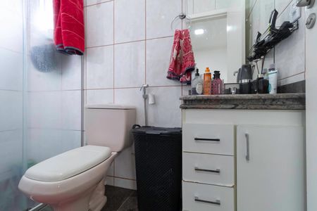 Apartamento à venda com 176m², 3 quartos e 1 vaga Apartamento à venda com 176m², 3 quartos e 1 vagaBanheiro da suíte