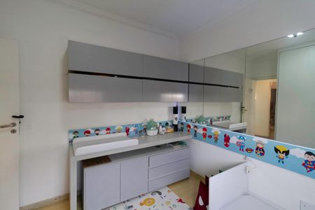 Apartamento à venda com 176m², 3 quartos e 1 vaga Apartamento à venda com 176m², 3 quartos e 1 vagaQuarto 2