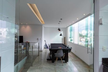 Apartamento à venda com 176m², 3 quartos e 1 vaga Apartamento à venda com 176m², 3 quartos e 1 vagaCobertura - Sala