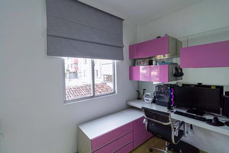 Apartamento à venda com 176m², 3 quartos e 1 vaga Apartamento à venda com 176m², 3 quartos e 1 vagaQuarto 1