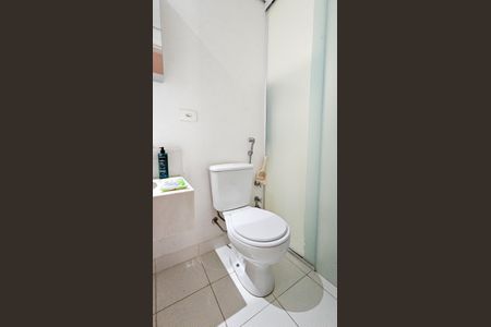 Apartamento à venda com 116m², 2 quartos e 2 vagas Apartamento à venda com 116m², 2 quartos e 2 vagasBanheiro Social