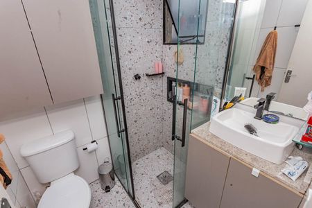 Casa à venda com 110m², 3 quartos e 2 vagasBanheiro da Suíte