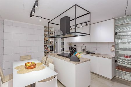 Casa à venda com 110m², 3 quartos e 2 vagasCozinha