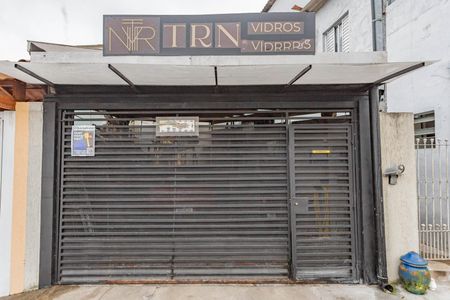 Casa à venda com 110m², 3 quartos e 2 vagasFachada e placa