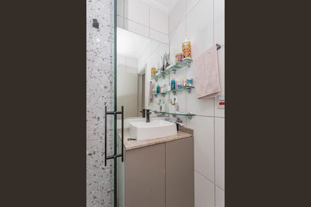 Casa à venda com 110m², 3 quartos e 2 vagasBanheiro Social