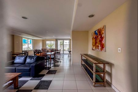 Apartamento à venda com 67m², 2 quartos e 2 vagas Apartamento à venda com 67m², 2 quartos e 2 vagasÁrea comum - Salão de festas