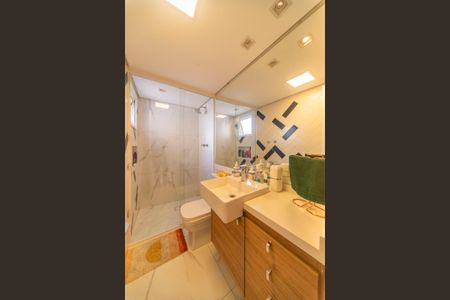 Apartamento à venda com 67m², 2 quartos e 2 vagas Apartamento à venda com 67m², 2 quartos e 2 vagasBanheiro Social