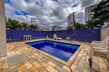 Apartamento à venda com 67m², 2 quartos e 2 vagas Apartamento à venda com 67m², 2 quartos e 2 vagasÁrea comum - Piscina