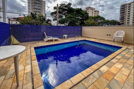 Apartamento à venda com 67m², 2 quartos e 2 vagas Apartamento à venda com 67m², 2 quartos e 2 vagasÁrea comum - Piscina