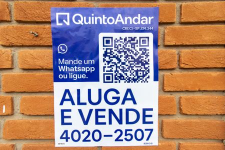 Casa à venda com 168m², 3 quartos e 3 vagas Casa à venda com 168m², 3 quartos e 3 vagasPlaquinha
