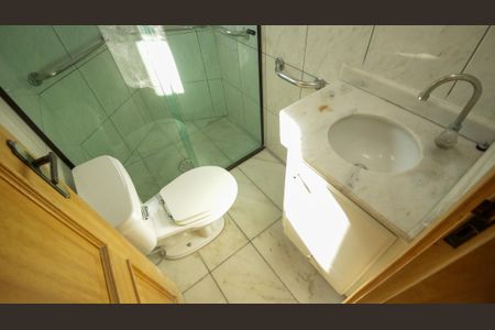 Apartamento à venda com 192m², 3 quartos e 2 vagas Apartamento à venda com 192m², 3 quartos e 2 vagasBanheiro 2