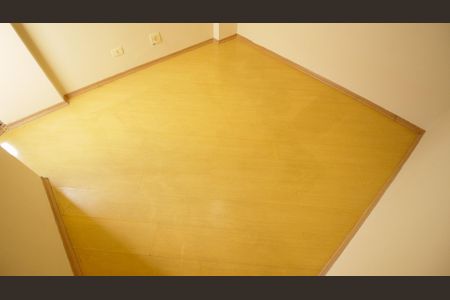 Apartamento à venda com 192m², 3 quartos e 2 vagas Apartamento à venda com 192m², 3 quartos e 2 vagasQuarto 1