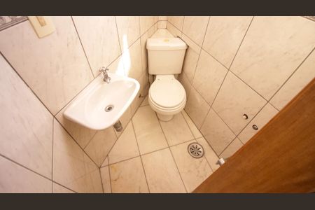 Apartamento à venda com 192m², 3 quartos e 2 vagas Apartamento à venda com 192m², 3 quartos e 2 vagasBanheiro 3