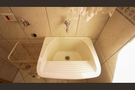 Apartamento à venda com 192m², 3 quartos e 2 vagas Apartamento à venda com 192m², 3 quartos e 2 vagasÁrea de Serviço