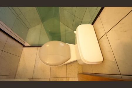 Apartamento à venda com 192m², 3 quartos e 2 vagas Apartamento à venda com 192m², 3 quartos e 2 vagasBanheiro Suíte