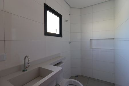Casa à venda com 112m², 2 quartos e 2 vagasBanheiro da Suíte 1
