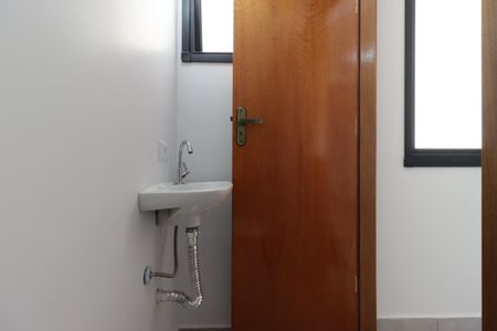 Casa à venda com 112m², 2 quartos e 2 vagasLavabo