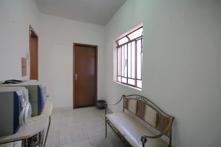 Casa à venda com 360m², 4 quartos e 1 vagaSala 2