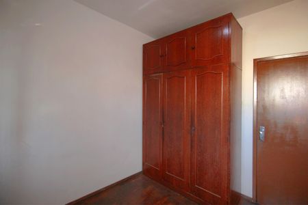 Casa à venda com 360m², 4 quartos e 1 vagaQuarto 2