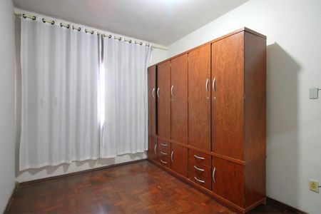 Casa à venda com 360m², 4 quartos e 1 vagaQuarto 1
