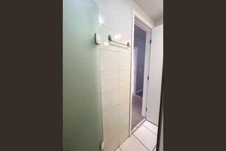 Apartamento à venda com 40m², 2 quartos e 1 vaga Apartamento à venda com 40m², 2 quartos e 1 vagaBanheiro
