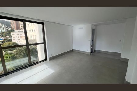 Apartamento à venda com 88m², 3 quartos e 2 vagasSacada/Sala