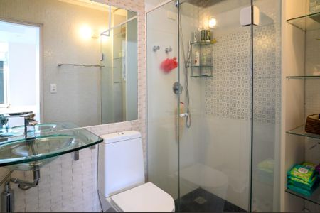 Apartamento à venda com 110m², 2 quartos e 1 vagaBanheiro Quarto 2 - Suite