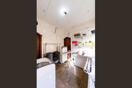 Casa para alugar com 352m², 6 quartos e 4 vagasÁrea de serviço