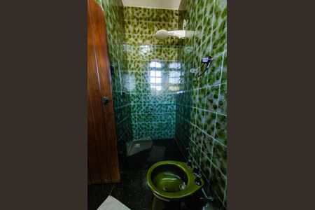 Casa para alugar com 352m², 6 quartos e 4 vagasBanheiro suíte 2