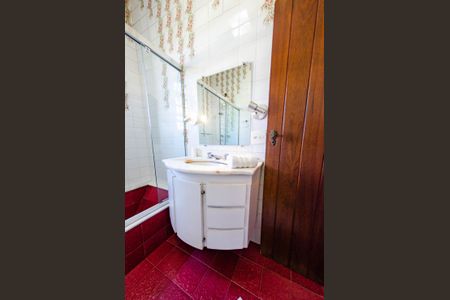 Casa para alugar com 352m², 6 quartos e 4 vagasBanheiro suíte 1