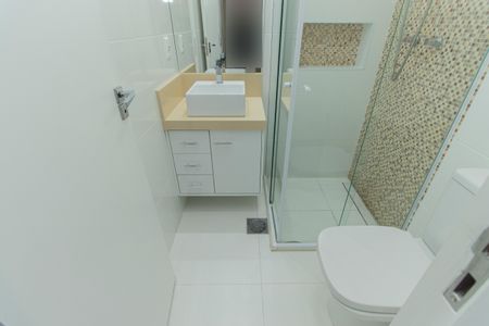 Apartamento à venda com 117m², 4 quartos e 3 vagas Apartamento à venda com 117m², 4 quartos e 3 vagasBanheiro da Suíte 2