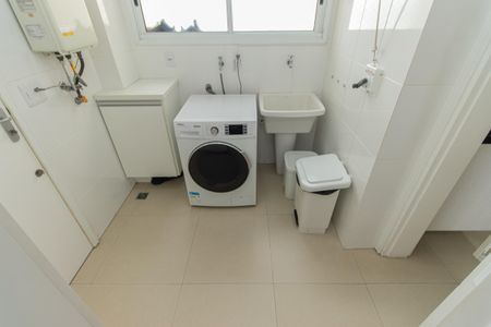 Apartamento à venda com 117m², 4 quartos e 3 vagas Apartamento à venda com 117m², 4 quartos e 3 vagasÁrea de Serviço