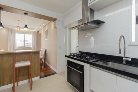 Apartamento à venda com 117m², 4 quartos e 3 vagas Apartamento à venda com 117m², 4 quartos e 3 vagasCozinha