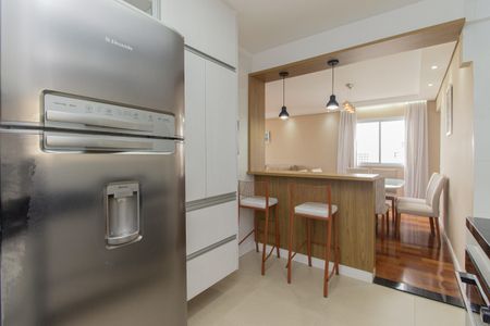 Apartamento à venda com 117m², 4 quartos e 3 vagas Apartamento à venda com 117m², 4 quartos e 3 vagasCozinha