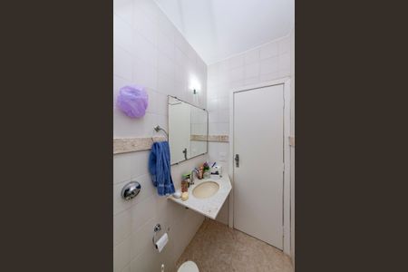 Apartamento à venda com 170m², 3 quartos e 1 vaga Apartamento à venda com 170m², 3 quartos e 1 vagaBanheiro Social