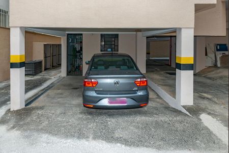 Apartamento à venda com 170m², 3 quartos e 1 vaga Apartamento à venda com 170m², 3 quartos e 1 vagaGaragem