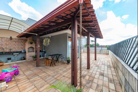 Apartamento à venda com 170m², 3 quartos e 1 vaga Apartamento à venda com 170m², 3 quartos e 1 vagaVaranda gourmet