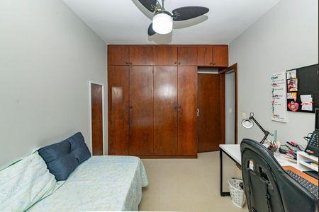 Apartamento à venda com 170m², 3 quartos e 1 vaga Apartamento à venda com 170m², 3 quartos e 1 vagaQuarto 2