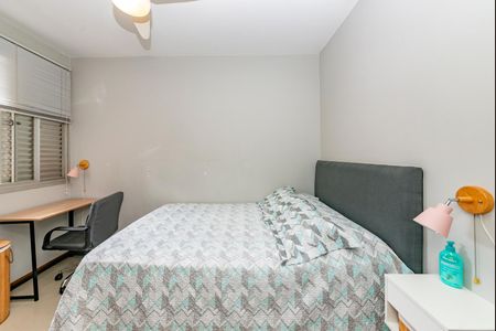 Apartamento à venda com 170m², 3 quartos e 1 vaga Apartamento à venda com 170m², 3 quartos e 1 vagaSuíte