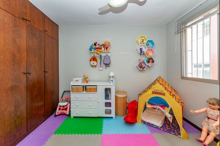 Apartamento à venda com 170m², 3 quartos e 1 vaga Apartamento à venda com 170m², 3 quartos e 1 vagaQuarto 1