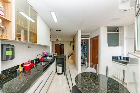 Apartamento à venda com 170m², 3 quartos e 1 vaga Apartamento à venda com 170m², 3 quartos e 1 vagaCozinha