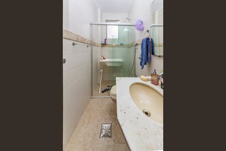 Apartamento à venda com 170m², 3 quartos e 1 vaga Apartamento à venda com 170m², 3 quartos e 1 vagaBanheiro Social