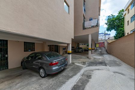 Apartamento à venda com 170m², 3 quartos e 1 vaga Apartamento à venda com 170m², 3 quartos e 1 vagaGaragem