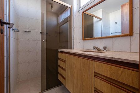 Apartamento à venda com 105m², 2 quartos e 2 vagas Apartamento à venda com 105m², 2 quartos e 2 vagasSuíte - Banheiro