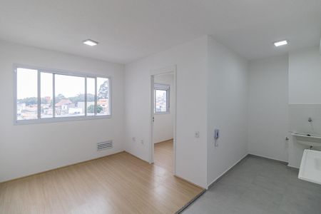 Apartamento para alugar com 38m², 2 quartos e sem vaga Apartamento para alugar com 38m², 2 quartos e sem vagaSala/Cozinha